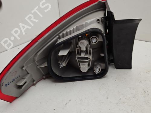 Right taillight FORD MONDEO IV (BA7) 1.8 TDCi | BP32373429C35