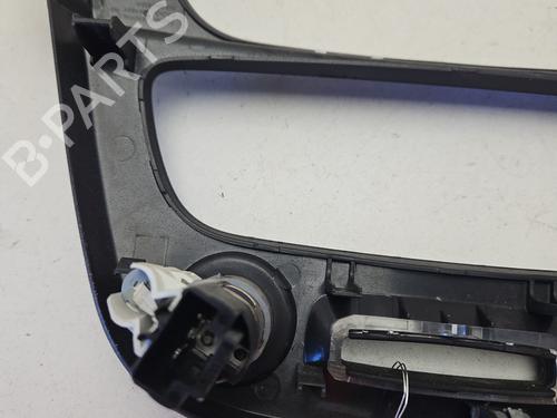 Used Switch Switch RENAULT MEGANE III Grandtour (KZ0/1) 1.5 dCi (KZ09, KZ0D, KZ1G, KZ29, KZ14, KZ1W, KZ10, KZ1F,... (110 hp) 31957480 31957480