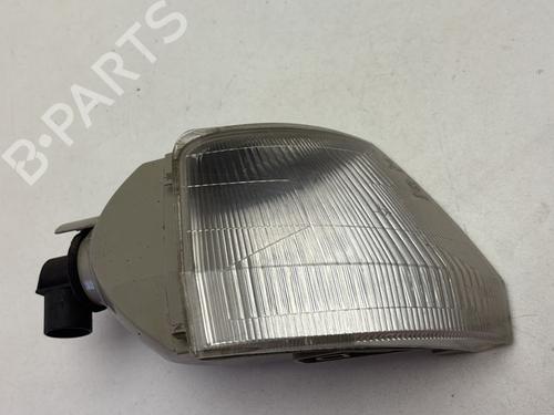 Clignotant avant droit PEUGEOT 106 II (1A_, 1C_) 1.0 i (50 hp) 31957294