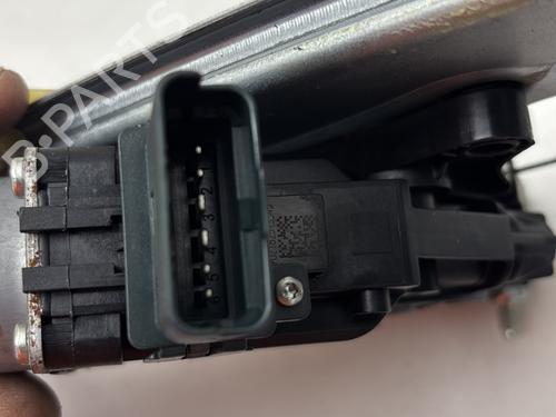 Used Rear right window mechanism Rear right window mechanism RENAULT MEGANE IV Grandtour (K9A/M/N_) 1.3 TCe 140 (K9NB) (140 hp) 29544270 29544270