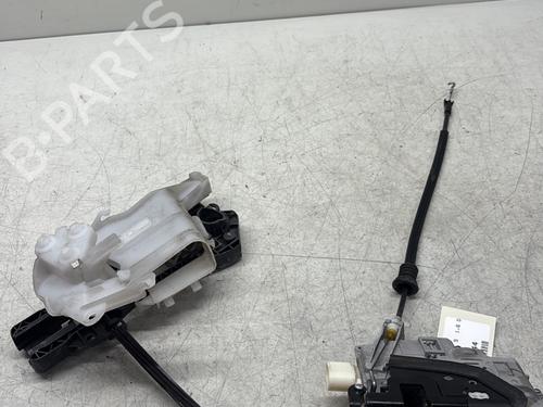 Used Front right lock VW PASSAT B7 (362) 1.6 TDI (105 hp) 29363128