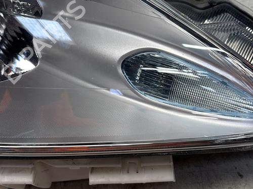 Right headlight NISSAN LEAF (ZE0) Electric | BP29365526C29 