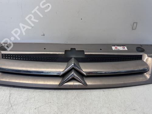 Used Grille Grille CITROËN BERLINGO / BERLINGO FIRST MPV (MF_, GJK_, GFK_) 1.4 i (MFKFX, MFKFW, GJKFWB, GJKFWC, GFKFWC) (75 hp) 29363733 29363733