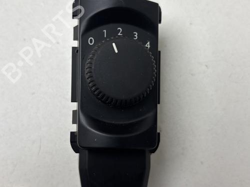 Used Switch Switch PEUGEOT 5008 (0U_, 0E_) 1.6 16V (120 hp) 29841235 29841235