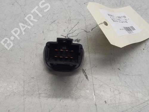 Bouton de warning RENAULT CLIO II (BB_, CB_) 1.6 (B/CB0D, BB00) (90 hp) 29370232