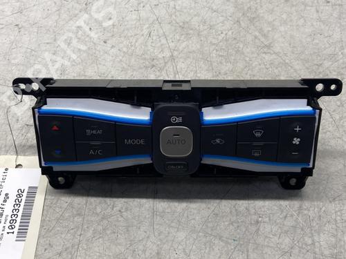 Used Climate control NISSAN LEAF (ZE0) Electric (109 hp) 29365515