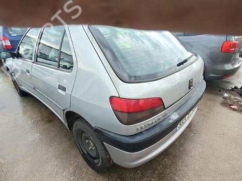 Used Parts PEUGEOT 306 Hatchback (7A, 7C, N3, N5) 1.9 D 5003036