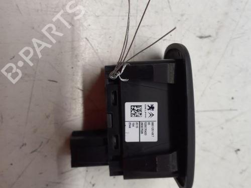 Used Left rear window switch Left rear window switch CITROËN C3 II (SC_) 1.2 VTi 82 (82 hp) 29367759 29367759