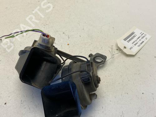Używane Klakson / Sygnał dźwiękowy Klakson / Sygnał dźwiękowy CITROËN C4 Coupe (LA_) 1.6 HDi (90 hp) 39904927 39904927