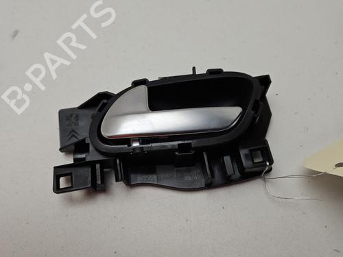 Used Rear right interior door handle PEUGEOT 2008 I (CU_) 1.2 THP 110 / PureTech 110 (110 hp) 31957424
