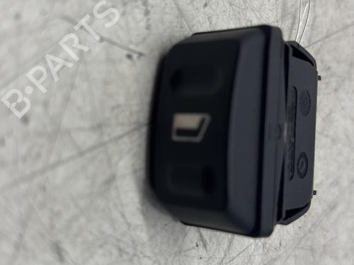 Used Left front window switch CITROËN XSARA (N1) 1.4 i (75 hp) 29362458