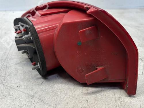 Used Right taillight ALFA ROMEO 147 (937_) 1.9 JTDM 8V (937.AXD1A, 937.AXU1A, 937.BXU1A) (120 hp) 29367382
