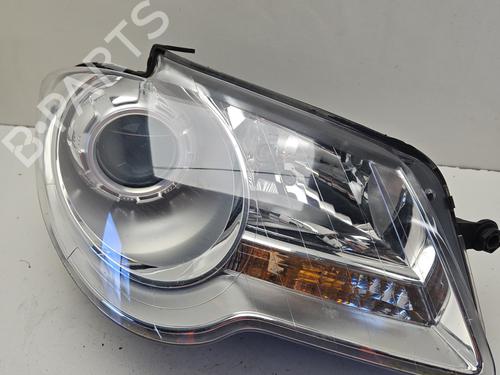 Used Right headlight VW TOURAN (1T1, 1T2) 1.9 TDI (105 hp) 30964490