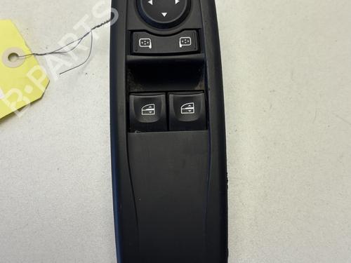 Used Switch RENAULT LAGUNA Coupe (DT0/1) 2.0 dCi (DT0M, DT0N, DT0S, DT19, DT1F) (173 hp) 29362388