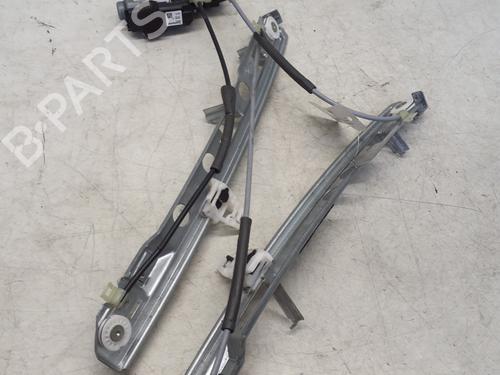 Rudehejsemekanisme Højre foran RENAULT MEGANE II (BM0/1_, CM0/1_) 2.0 16V (BM0U, CM0U) (135 hp) 29368177
