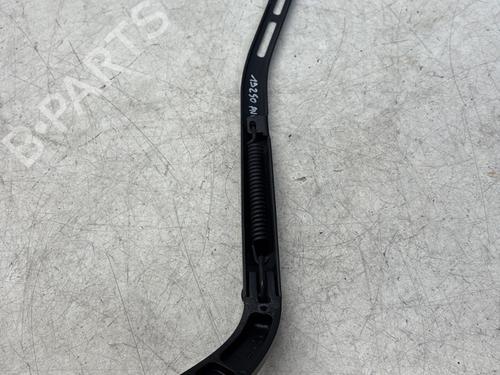 Used Front windshield wiper arm PEUGEOT 307 (3A/C) 1.6 HDi (90 hp) 29368121
