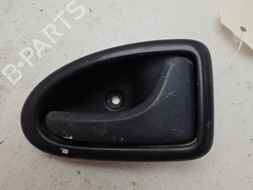 Used Front right interior door handle RENAULT TRAFIC II Van (FL) 1.9 dCi 80 (FL0B) (82 hp) 31857996
