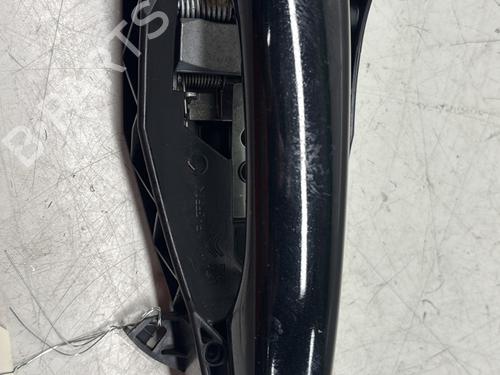 Used Rear right exterior door handle PEUGEOT 308 SW II (LC_, LJ_, LR_, LX_, L4_) 1.6 GT 205 (205 hp) 29366333