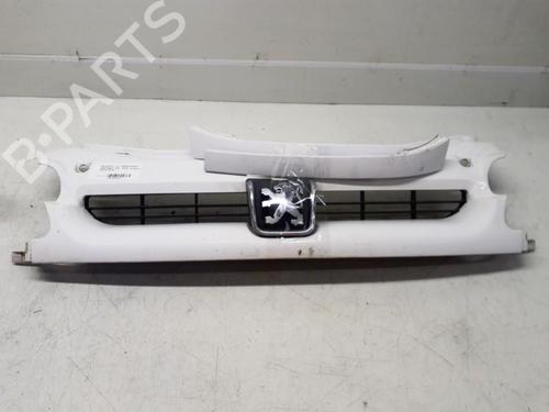 Used Grille PEUGEOT PARTNER Box Body/MPV (5_, G_) 1.9 D (69 hp) 29370342