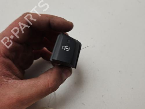 switch-peugeot-2008-i-cu_-2013-31957432 main image