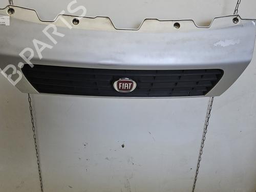 Used Grille FIAT DUCATO Van (250_) 150 Multijet 2,3 D (148 hp) 32024501