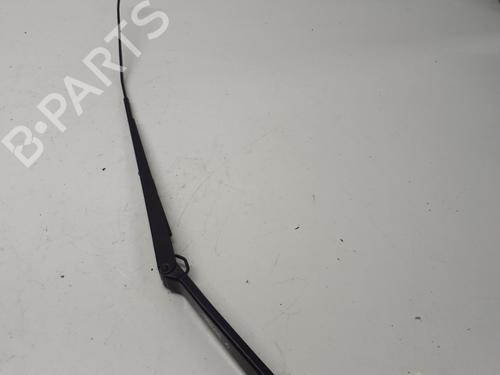 Used Front windshield wiper arm SUBARU IMPREZA Hatchback (GR, GH, G3) 2.5 AWD (GHE) (230 hp) 29368857