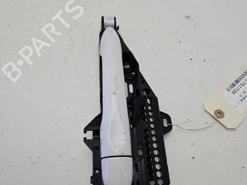 front-right-exterior-door-handle-renault-clio-iv-bh_-2012-2013-2014-2015-2016-2017-2018-2019-2020-2021-32688325 main image