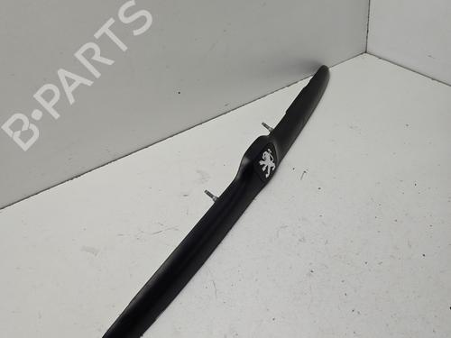 Used Tailgate trim Tailgate trim PEUGEOT 206 Hatchback (2A/C) 1.6 16V (109 hp) 34108921 34108921