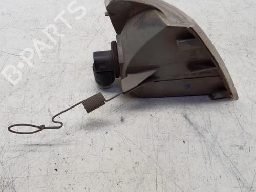 Used Left front indicator Left front indicator PEUGEOT 405 I (15B) 1.4 (64 hp) 29367786 29367786