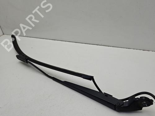 Used Front windshield wiper arm CITROËN C4 CACTUS 1.6 BlueHDi 100 (99 hp) 30658596