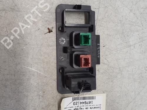 headlight-switch-citroen-c4-ii-nc_-2009-31957137 main image