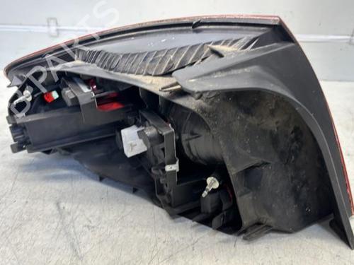 Used Right taillight PEUGEOT 407 (6D_) 2.0 HDi 135 (6DRHRH, 6DRHRE, 6DRHRG, 6DRHRJ) (136 hp) 29369488