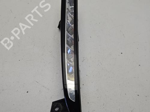 left-daytime-light-renault-megane-iii-hatchback-bz01_-b3_-2008-36055884 main image