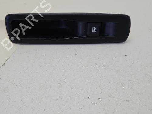 Used Right rear window switch RENAULT MEGANE III Grandtour (KZ0/1) 1.5 dCi (KZ09, KZ0D, KZ1G, KZ29, KZ14, KZ1W, KZ10, KZ1F,... (110 hp) 31957482