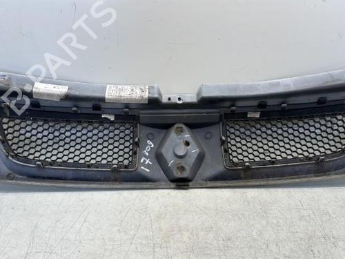 Used Grille RENAULT TRAFIC II Van (FL) 1.9 dCi 80 (FL0B) (82 hp) 29367453