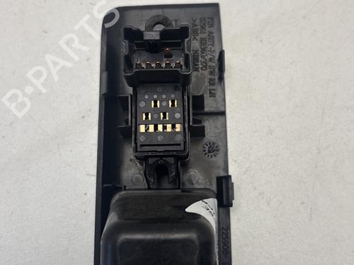Used Left rear window switch Left rear window switch NISSAN PATHFINDER III (R51) 2.5 dCi 4WD (174 hp) 31957285 31957285