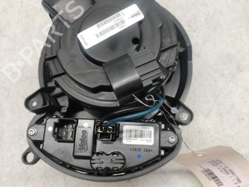 Used Heater blower motor Heater blower motor RENAULT MEGANE IV Hatchback (B9A/M/N_) 1.5 dCi 110 (B9A3) (110 hp) 29367538 29367538