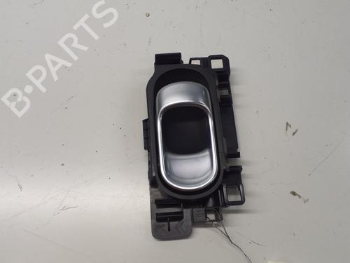 Used Front left interior door handle Front left interior door handle CITROËN C3 III (SX) 1.2 THP 110 (SXHNPS, SXHNZT, SXHNZ6) (110 hp) 29368924 29368924