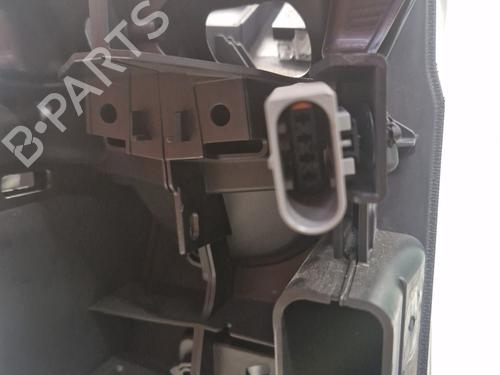 Middle console PEUGEOT 5008 II (MC_, MJ_, MR_, M4_) 2.0 BlueHDi 180 (MJEHZW, MJEHZR, MJEHZP) | BP29368934I22 