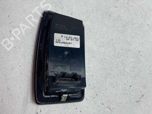 Right tailgate light AUDI A1 (8X1, 8XK) 1.6 TDI | BP39887678C80 - Image 3