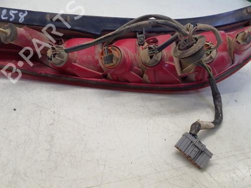 Used Right taillight FORD MONDEO III Turnier (BWY) 2.0 16V TDDi / TDCi (115 hp) 29367910