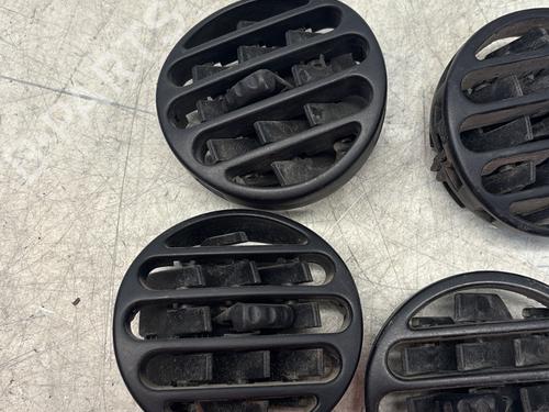 Luftventil Luftventil RENAULT KANGOO Express (FC0/1_) 1.5 dCi (FC07, FC1R) (65 hp) 29364683 29364683