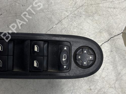 Left front window switch PEUGEOT 308 I (4A_, 4C_) 1.6 HDi | BP29365918I27 