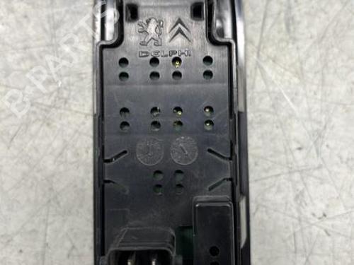 Used Left front window switch Left front window switch CITROËN C3 II (SC_) 1.4 (73 hp) 29367298 29367298