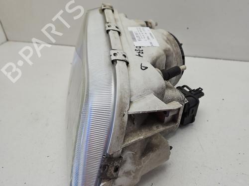 Used Right headlight Right headlight VOLVO V40 Estate (645) 1.9 TD (90 hp) 31160188 31160188