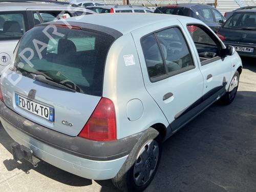 Brugte RENAULT CLIO II (BB_, CB_) 1.6 16V (BB01, BB0H, BB0T, BB14, BB1D, BB1R, BB2KL, BB3G... (107 hp) 4227111