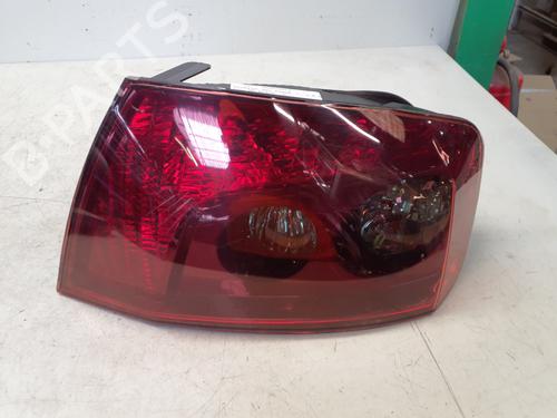 Used Right taillight PEUGEOT 407 (6D_) 1.6 HDi 110 (6D9HZC, 6D9HYC) (109 hp) 29363534