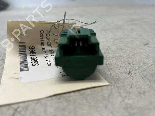 Elektronisk modul PEUGEOT 308 II (LB_, LP_, LW_, LH_, L3_) 1.6 BlueHDi 120 (120 hp) 29367342