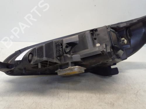 Used Right headlight Right headlight PEUGEOT 407 Coupe (6C_) 2.7 HDi (204 hp) 29362374 29362374