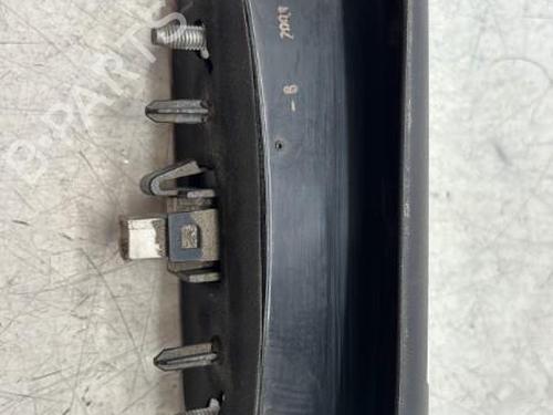 Used Licence plate light RENAULT TRAFIC II Van (FL) 1.9 dCi 80 (FL0B) (82 hp) 29367118